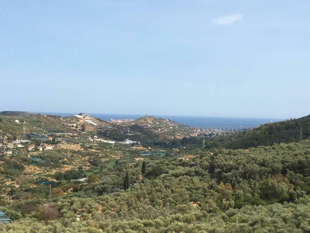 Lovely Renovated Apartment Near Dolcedo Luaran gambar